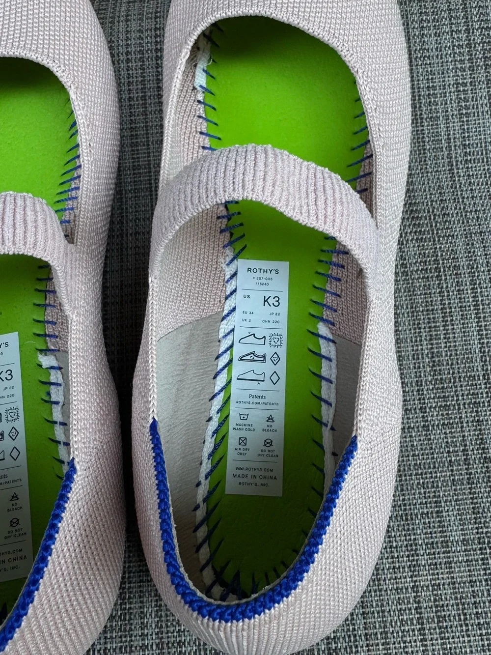Rothy’s The Kids Mary Jane Ballerina Size 3